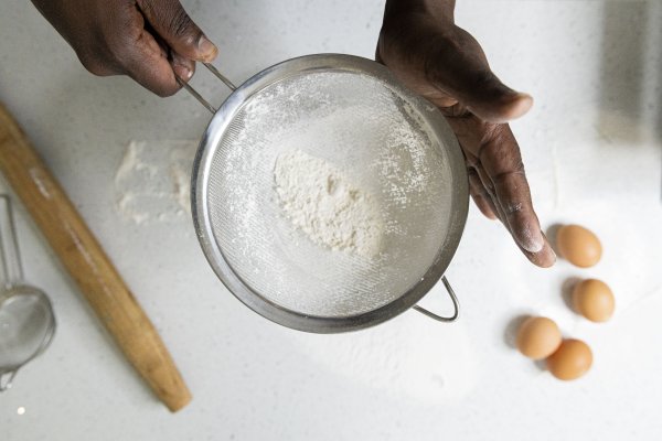 Flour going through a sift