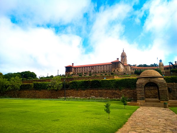 THE UNION BUILDINGS